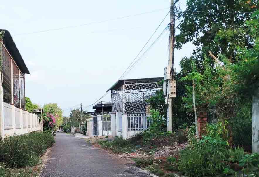  ???? LÔ ĐẤT ĐẸP HẺM QL14 – GẦN KCN HÒA PHÚ – CHỈ 770 TRIỆU! ???? 