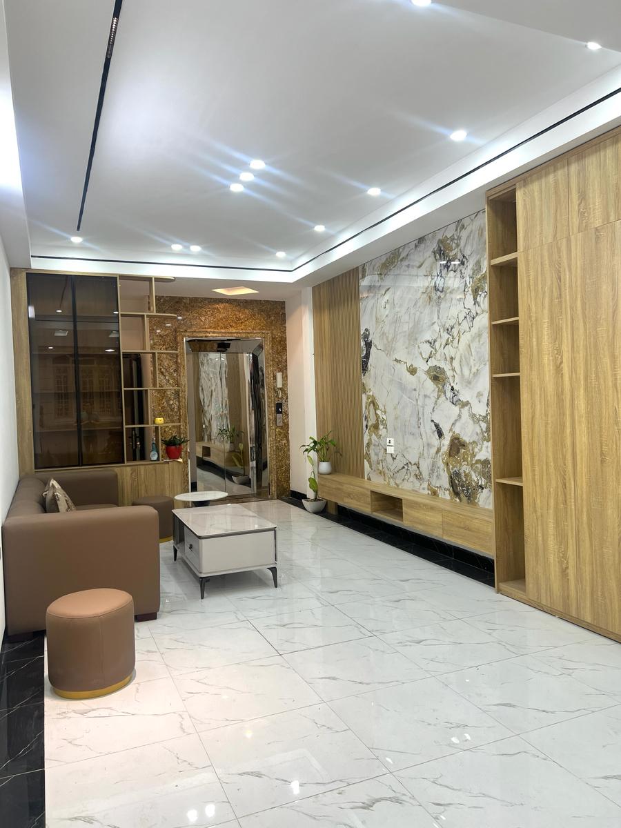  Nhỉnh 15tỷ Sở Hữu Ngay 45m2*6T - Thang Máy - Ô tô Vào Nhà - Khu Phân Lô Cầu Giấy 
