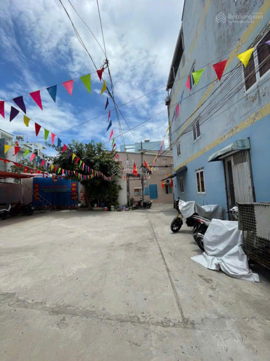  NHÀ HẺM Ô TÔ, 4x11, 4 TẦNG, 6PN, 4WC GẦN CẦU CHÀ VÀ QUẬN 8, KHÔNG QH - KHÔNG LỘ GIỚI 