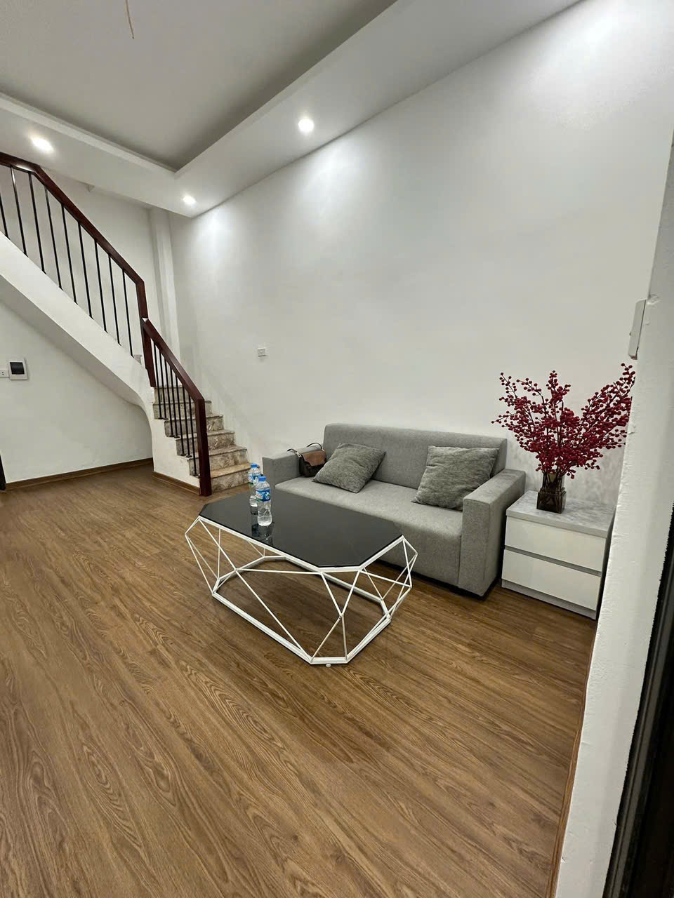  ???? BÁN CĂN HỘ TẬP THỂ MAI HƯƠNG – HAI BÀ TRƯNG – VỊ TRÍ TRUNG TÂM – NHÀ GỒM 2 TẦNG, DIỆN TÍCH SỬ DỤNG LÊN ĐẾN 120M 3.55 TỶ 
