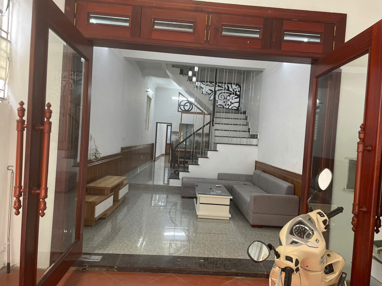  Bán nhà 2 tầng ô tô vào nhà phố Trương Mỹ, Phạm Ngũ Lão, TP Hải Dương – Giá chỉ 3.86 tỷ 