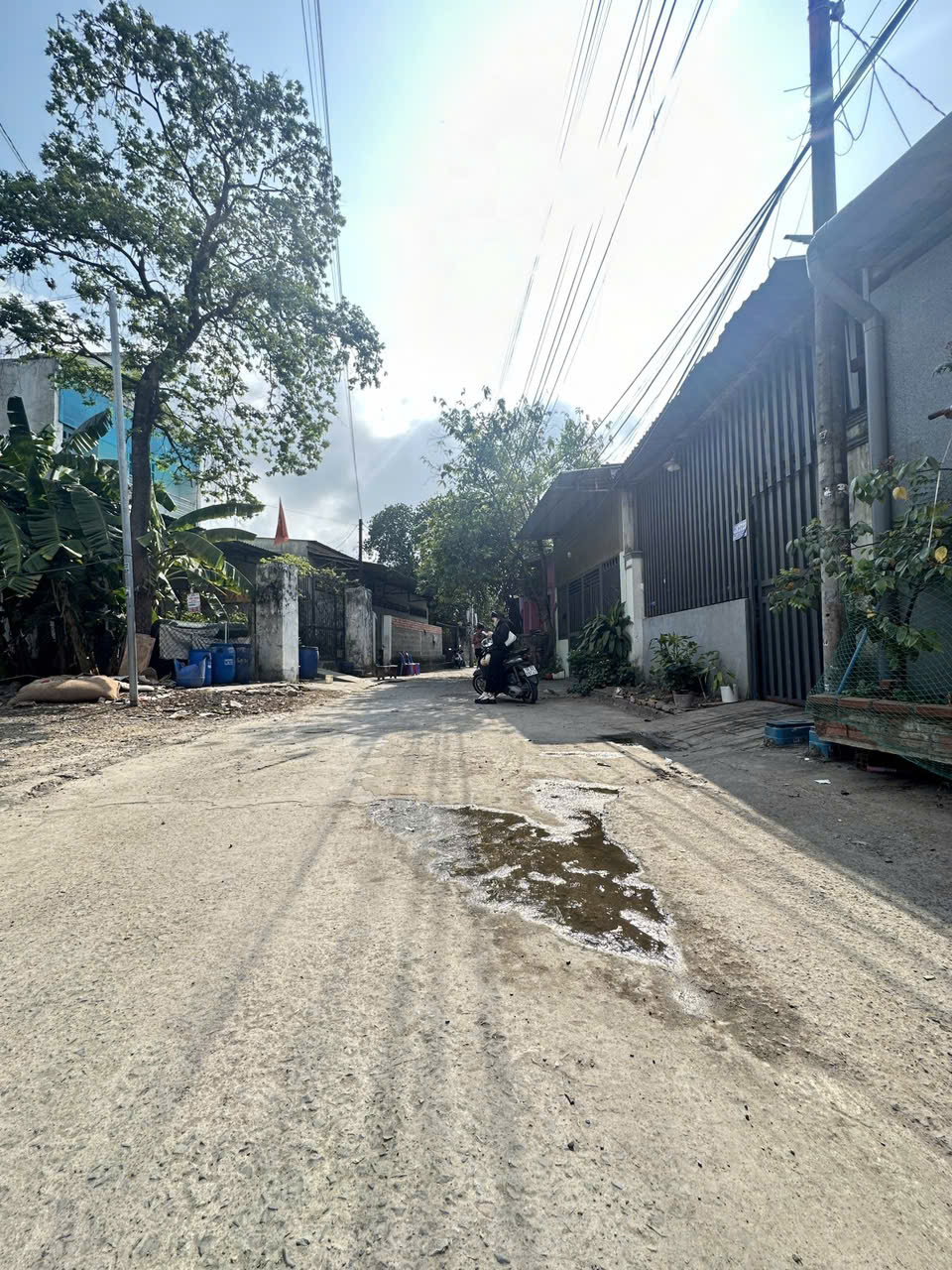  ???? CỰC HIẾM – CHỈ 33 TRIỆU/M²!!!
???? HẺM XE HƠI NGAY ĐƯỜNG N1 – PHỐ TÂY B, ĐÔNG HOÀ, DĨ AN 