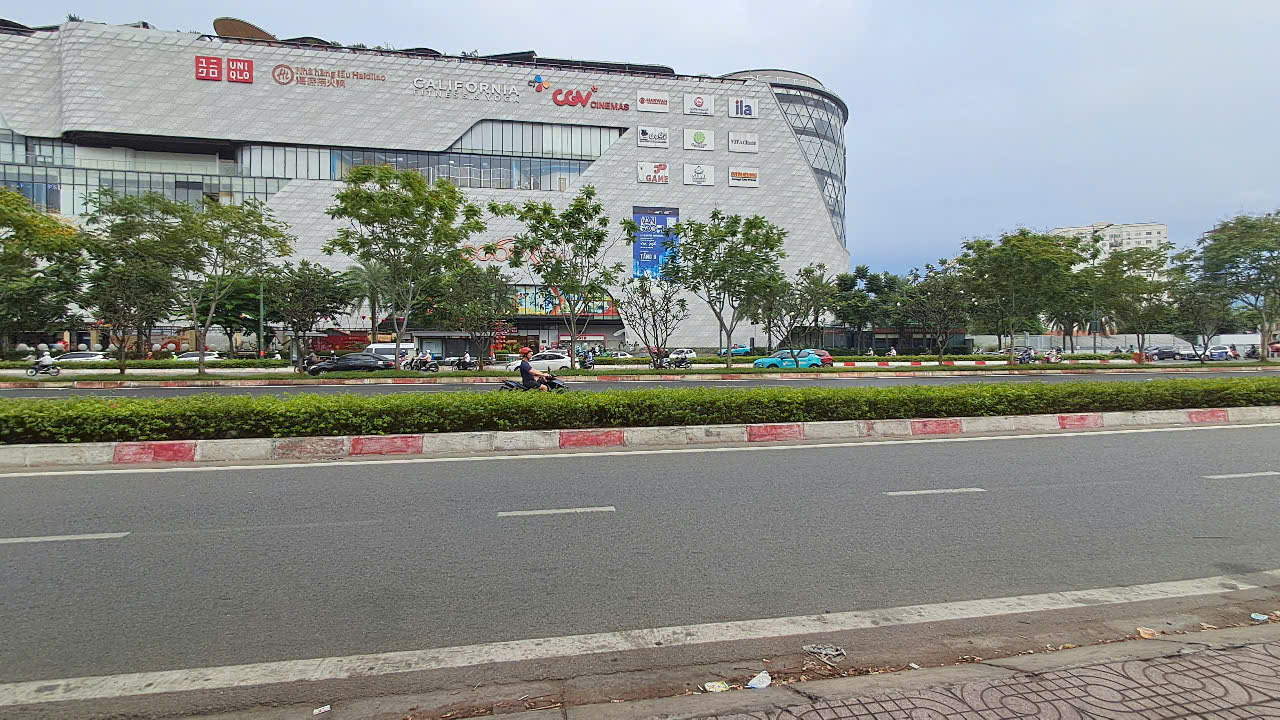  Bán Nhà 3 Lầu Mặt Tiền Phạm Văn Đồng - Hiệp Bình Chánh - Thành Phố Thủ Đức 