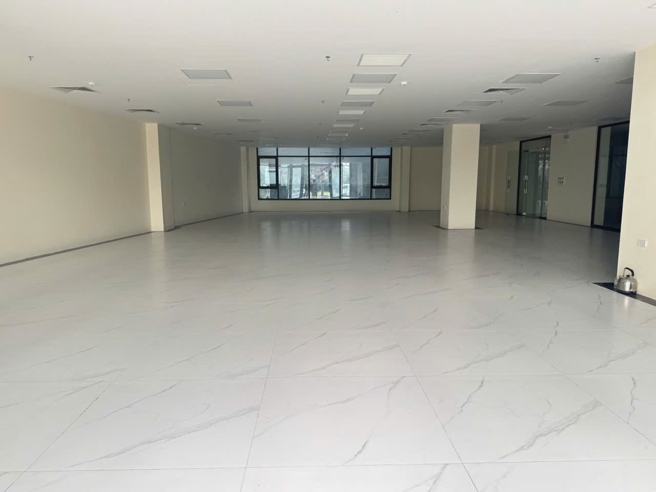  MẶT PHỐ HỒNGTIẾN_40M_TÒA VĂN PHÒNG 9 TẦNG_ĐẲNG CẤP NHẤT LONG BIÊN_GIẢM SÂU CON 258 TỶ CỰC HIẾM_CHỐT NGAY 