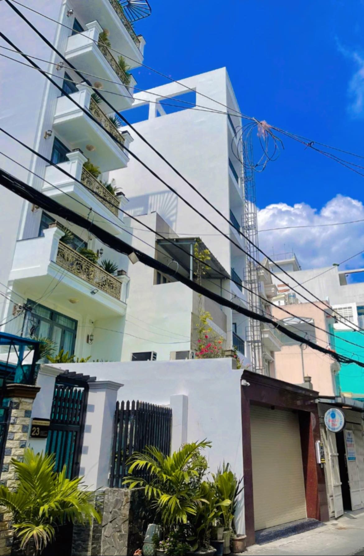  BÁN NHÀ MẶT TIỀN - 7 TẦNG ĐÚC - THANG MÁY CẢM ỨNG - SMART HOME FULL NỘI THẤT ???? Chỉ 17.8 TỶ - Nhà mới 100% - Trang bị như khách sạn 5 sao!
⸻ 