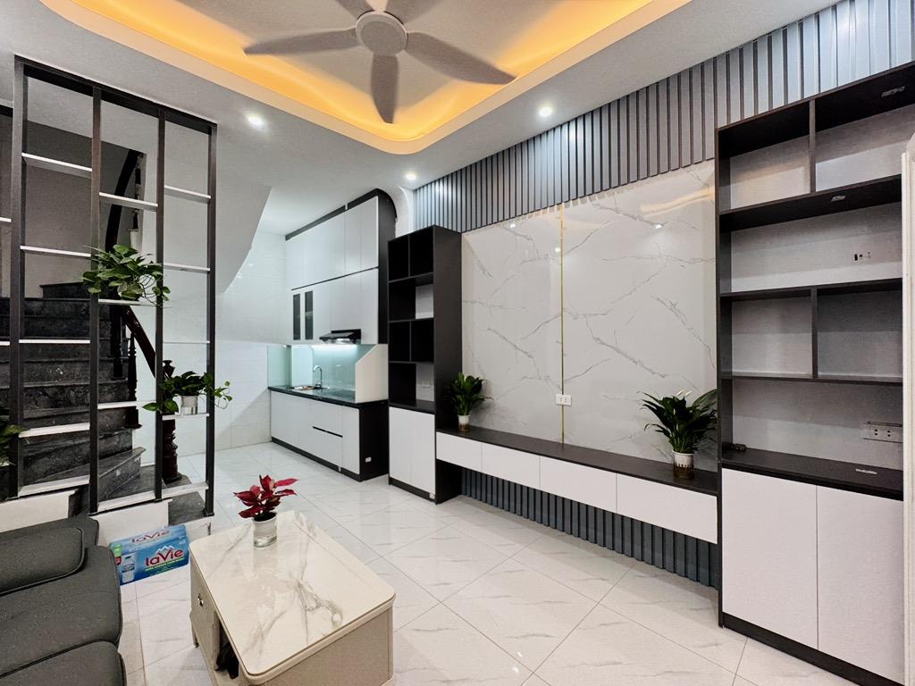  BÁN NHÀ NGUYỄN ĐỨC CẢNH, TRƯƠNG ĐỊNH,15M RA Ô TÔ, DT 27M2, 5.95 TỶ 