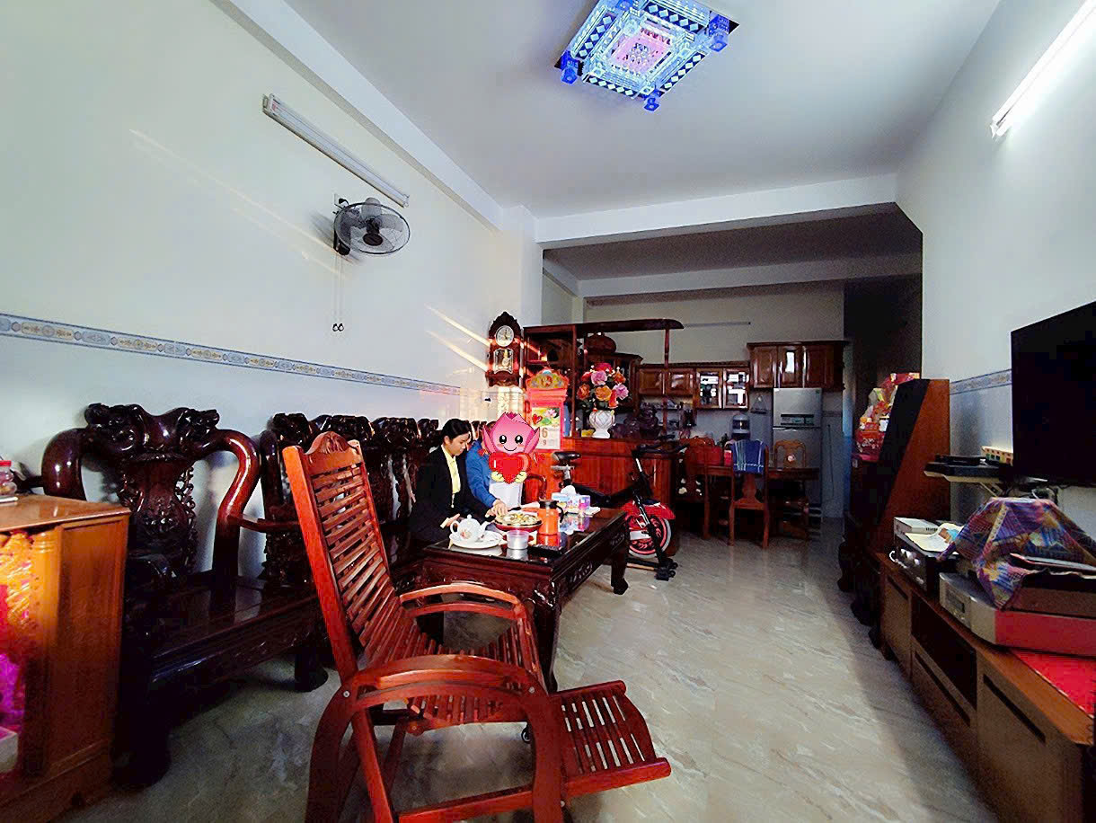  ????BÁN NHÀ 100m2  ĐƯỜNG ĐIỆN BIÊN PHỦ, VĨNH HOÀ, NHA TRANG 