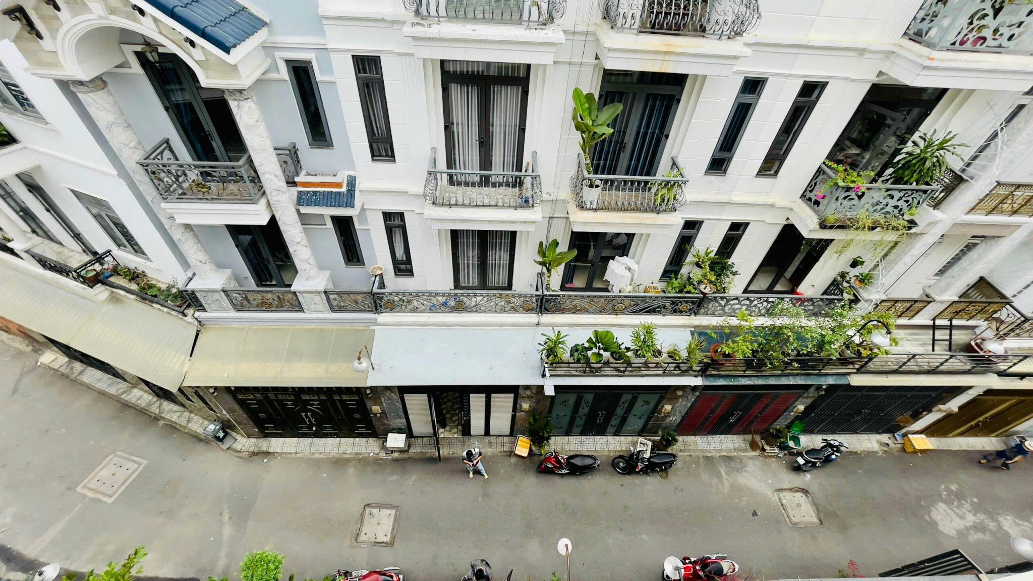 GÒ VẤP BÁN NHÀ ĐẸP 4 TẦNG 60M2 4X15 KHU VIP NGAY ĐH CÔNG NGHIỆP CS2 HXH CHỈ 7TỶ4 