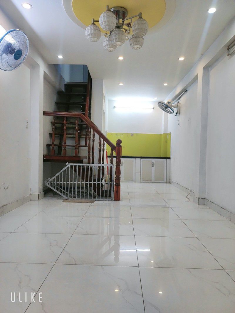  HÀNH NGON PHÚ NHUẬN - 8M RA MẶT TIỀN - 3 TẦNG 2PN 2WC - SỔ ĐẸP HOÀN CÔNG - TẶNG NỘI THẤT CƠ BẢN- Ở NGAY - GIÁ 3.3 TỶ 