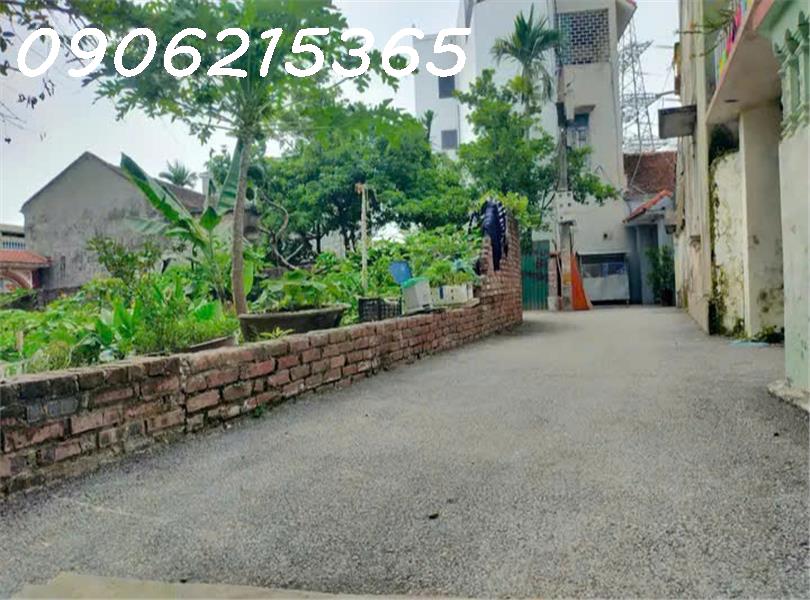  Tôi cần bán 35m2 đất tại Tràng An, thị trấn chúc sơn, nhỉnh 2 tỷ 