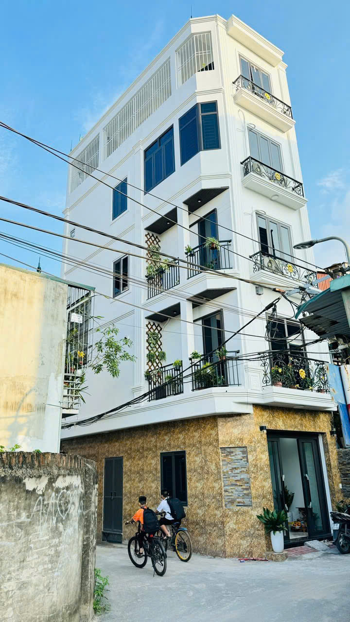  CĂN GÓC 30M * 5 TẦNG TRỤC CHÍNH YÊN VĨNH KIM CHUNG HOÀI ĐỨC 