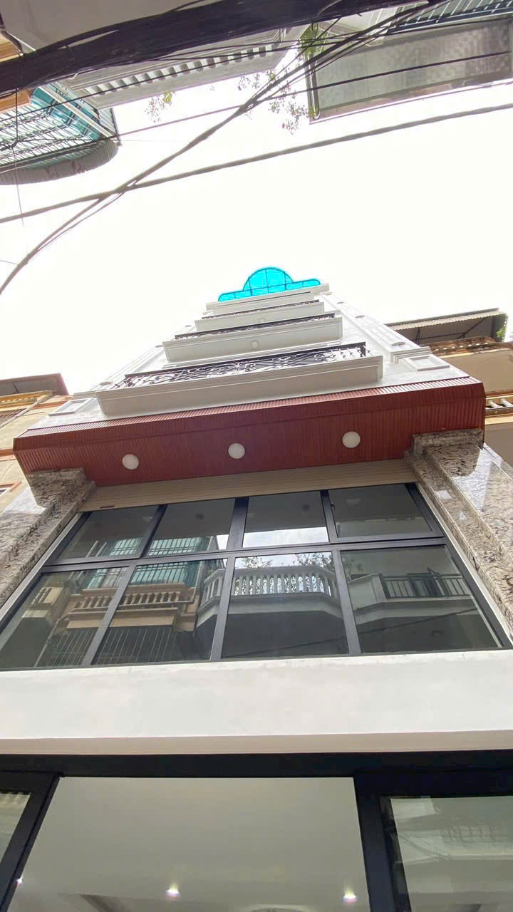 Mặt phố kinh doanh,dòng tiền 48tr/tháng,vieww công viên,sổ vuông nở hậu,hiếm nhà bán,quy hoạch ổn định 