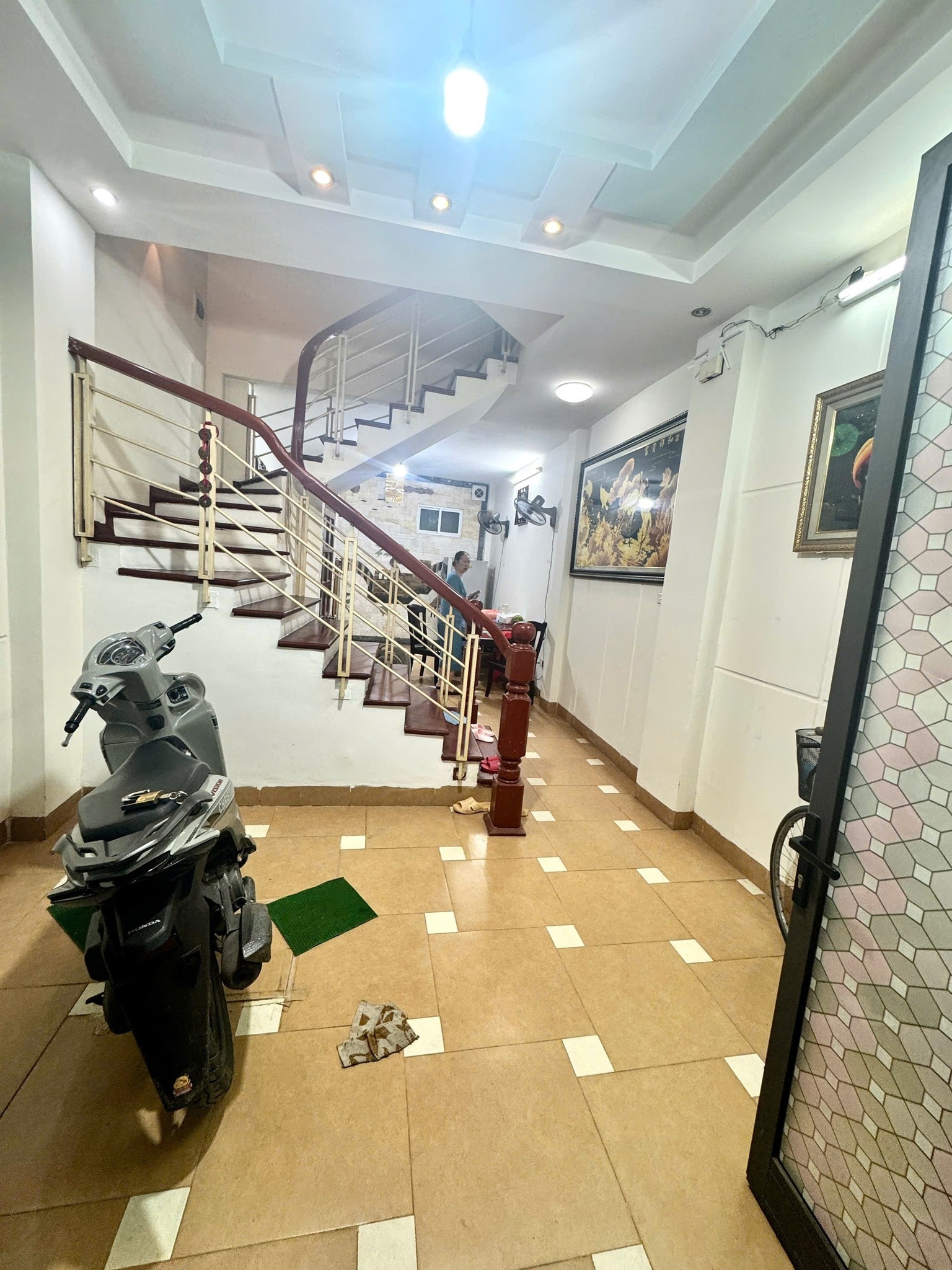  NHÀ HIẾM PHỐ PHAN KẾ BÍNH-BA ĐÌNH. 40M2x 5 Tầng- MT4m -8,5 Tỷ 