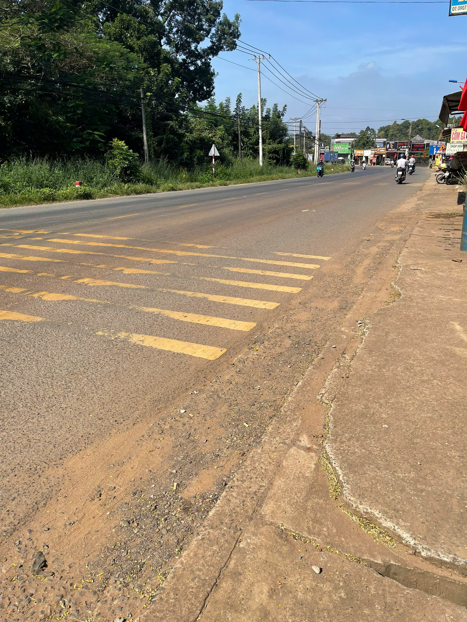  BÁN NHÀ KINH DOANH MẶT TIỀN ĐƯỜNG 769 SÂN BAY LONG THÀNH 