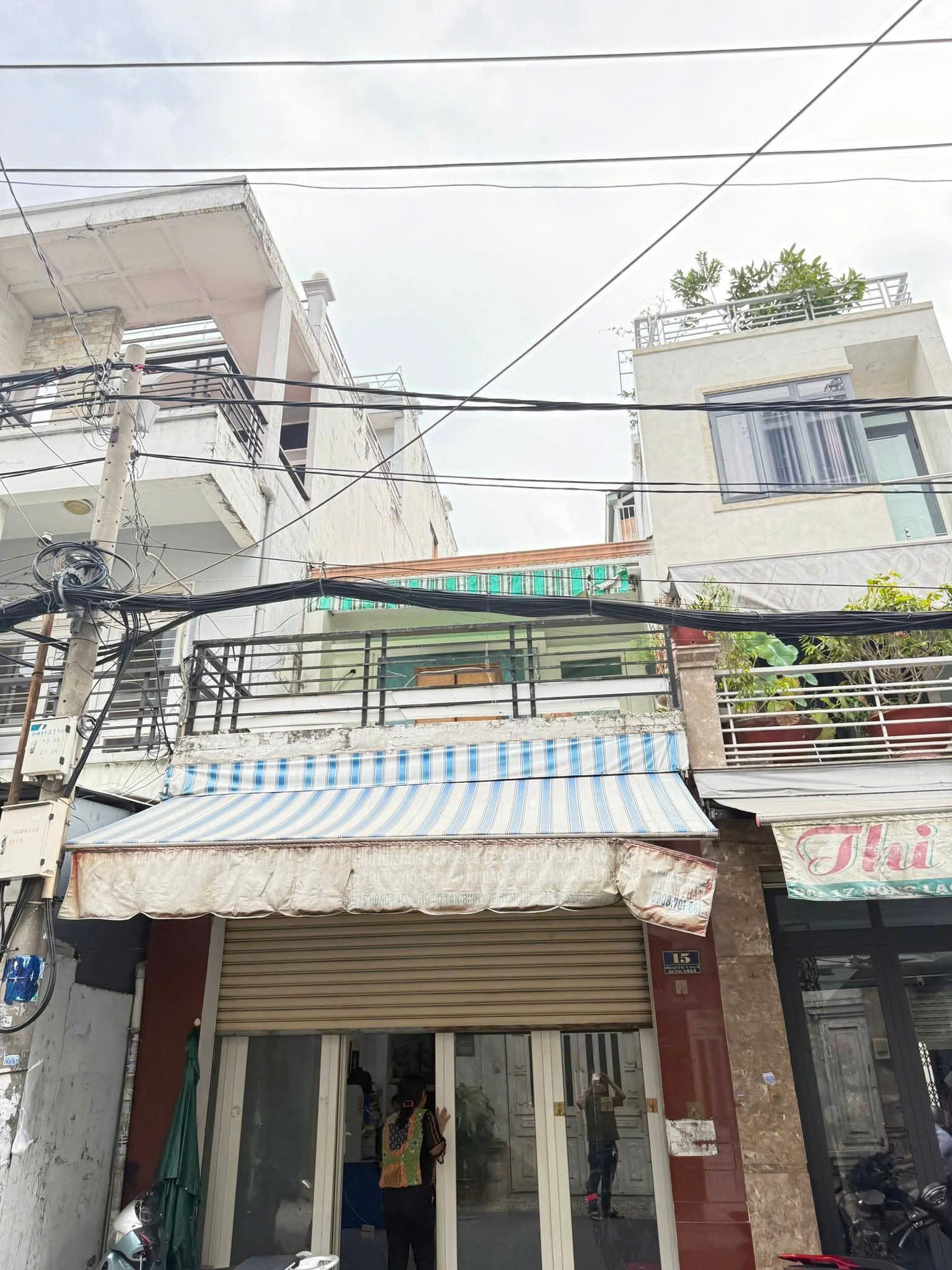  Cần bán nhà mặt tiền đường Hồng Lạc, P.10, Tân Bình, 4.2x15m, 10.5 tỷ 