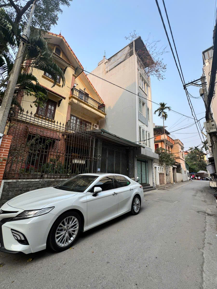  HIẾM PHÂN LÔ LẠC TRUNG, NHÀ ĐẸP LONG LANH, Ô TÔ DỪNG ĐỖ 52M, 6 TẦNG NHỈNH 18 TỶ 0965549363 