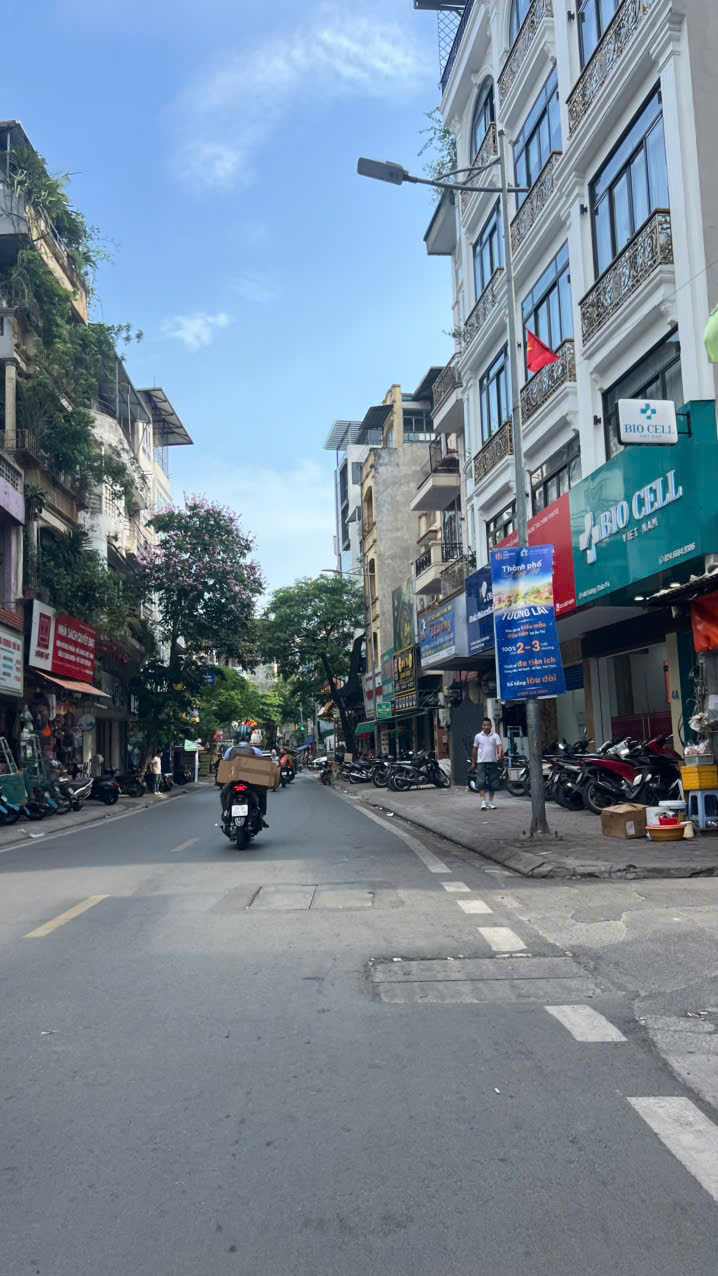  BÁN TÒA VĂN PHÒNG 180M2 x 9 TẦNG, GIÁ 59 TỶ.MẶT  PHỐ VƯƠNG THỪA VŨ, THANH XUÂN, HÀ NỘI 