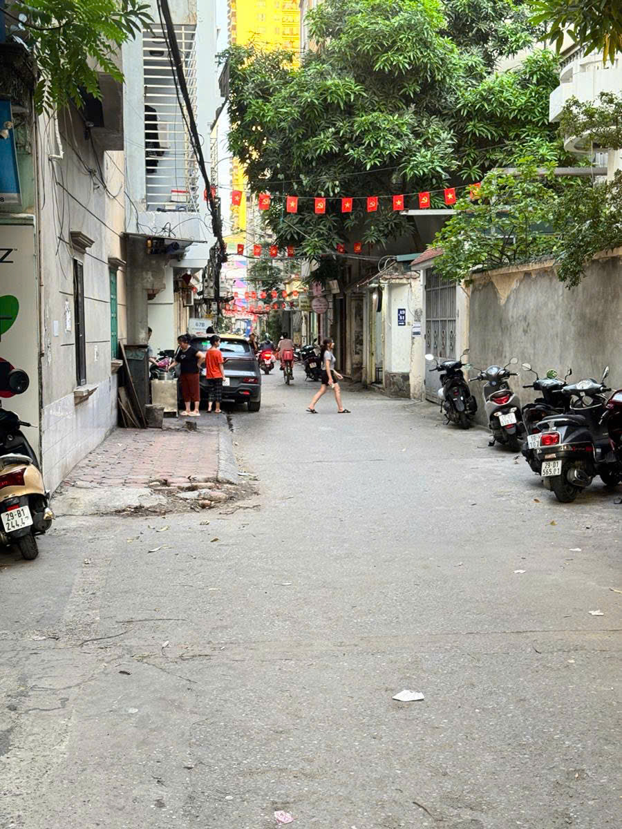 Phân lô,ô tô vào nhà,phù hợp xây tòa văn phòng,kinh doanh đỉnh, Thái Hà,Đống Đa 145m2, mt 6,15, nhinh 37 tỷ 