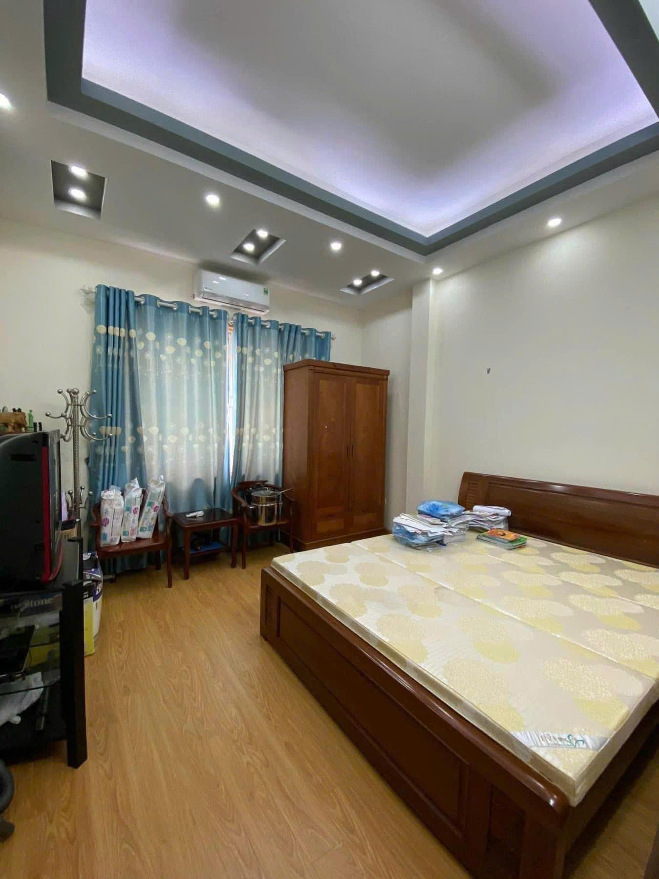  CƠ HỘI ĐẦU TƯ SINH LỜI KHỦNG: NHÀ 5 TẦNG, 6 NGỦ CẠNH HỒ TÂY - NGÕ 29 VÕNG THỊ! 