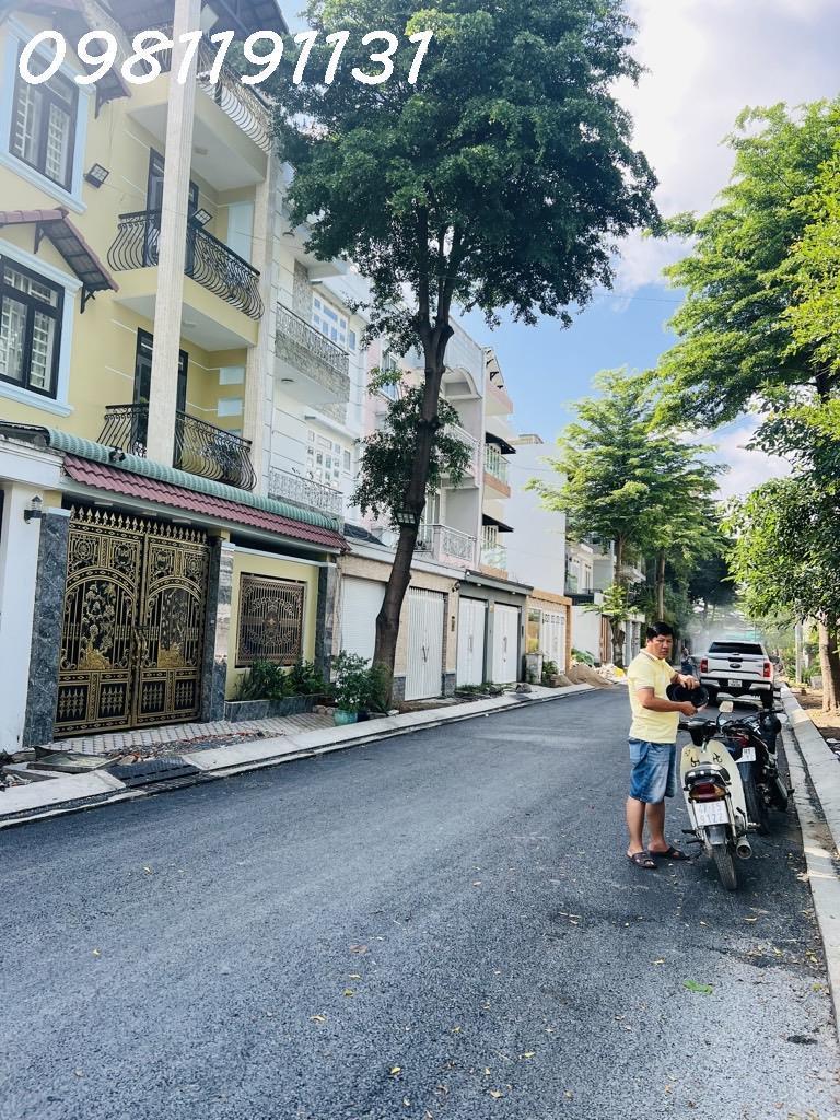  BÁN NHÀ 4 TẦNG MẶT TIỀN 10M – KHU VIP TÊN LỬA – 7X14M – GẦN AEON – GIÁ TỐT NHỈNH 12 TỶ 