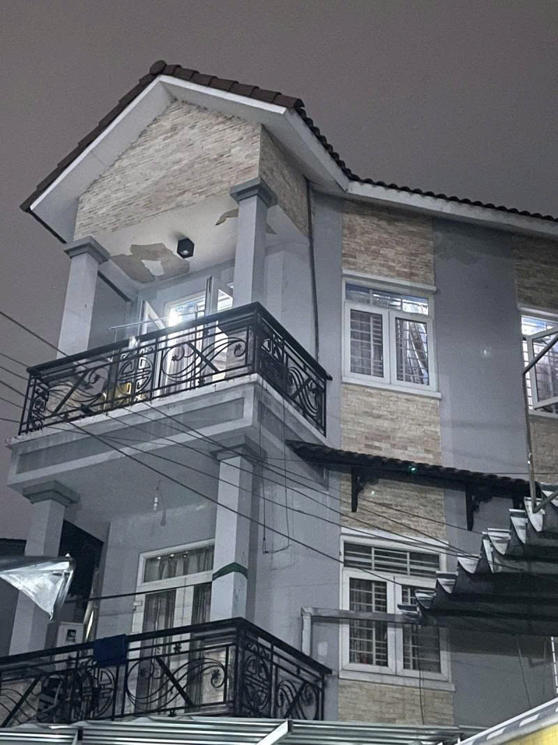  Bán nhà hẻm 6m Hoàng Hoa Thám, gần Cộng Hòai, khu K300, 9,5x20m, 3 Tầng, 18 tỷ. 