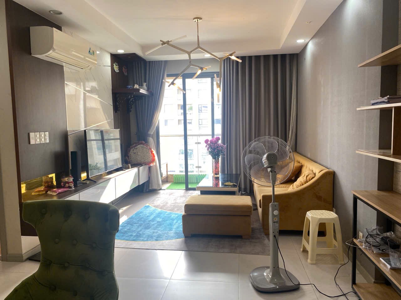  CĂN HỘ ĐẸP - CHÍNH CHỦ Cần Cho Thuê Căn Hộ The Gold View Số 346 Bến Vân Đồn, Q.4, TP.HCM. 
