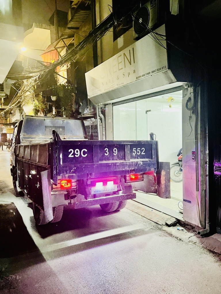  Văn Chương, ô tô tải đỗ cửa, kinh doanh sầm uất, dinh thự tráng lệ 