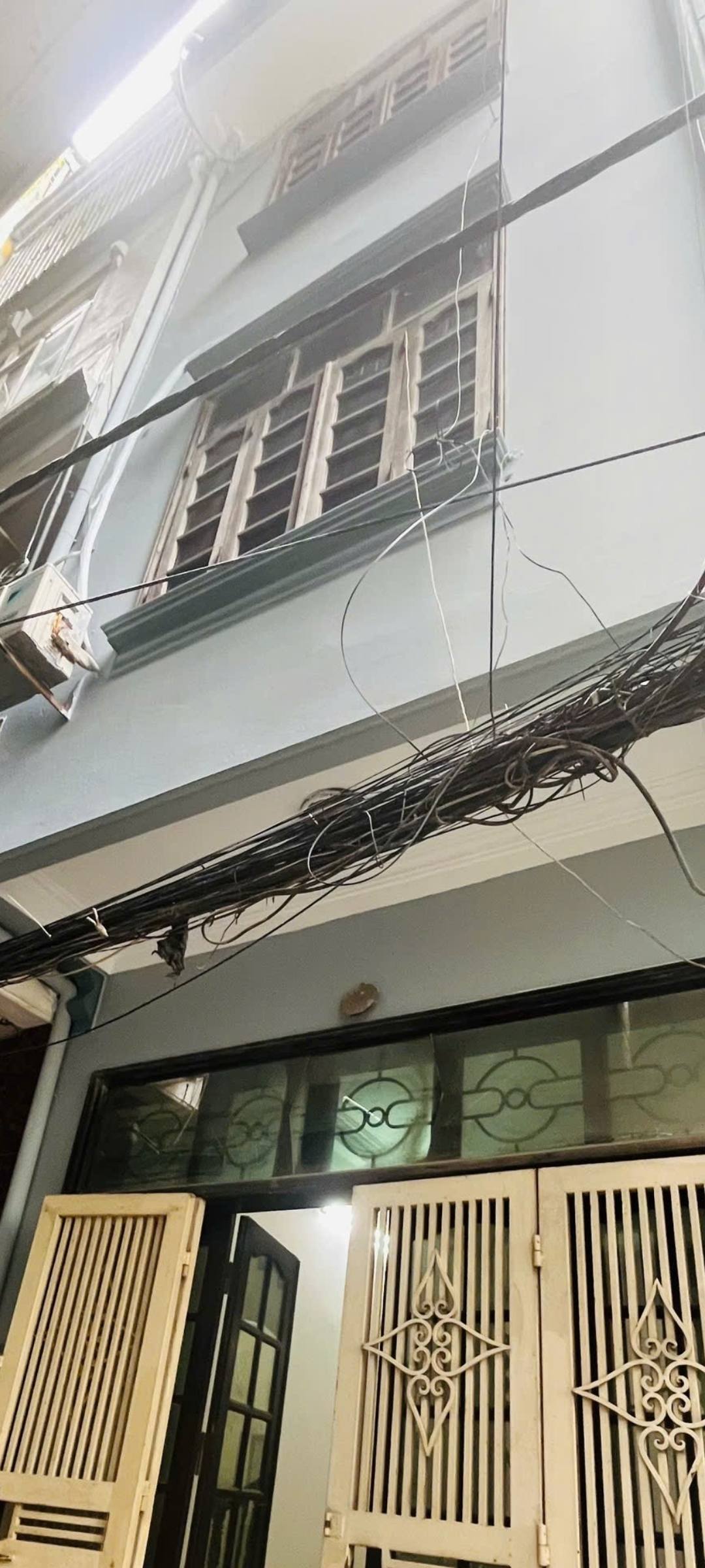  Cho thuê nhà Ngõ 385 Bùi Xương Trạch 30m ra ô tô, 4.5 tầng x 40m2, 4 ngủ, 12 Triệu 