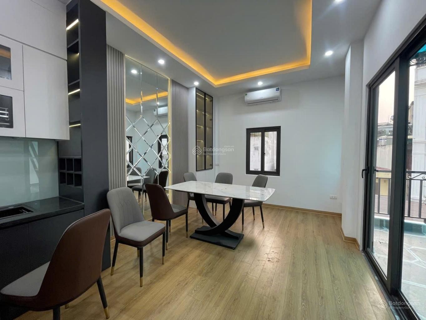  BÁN NHÀ KHƯƠNG TRUNG, 15M RA Ô TÔ, DT 54M2, MT 5.6M. GIÁ 8 TỶ 