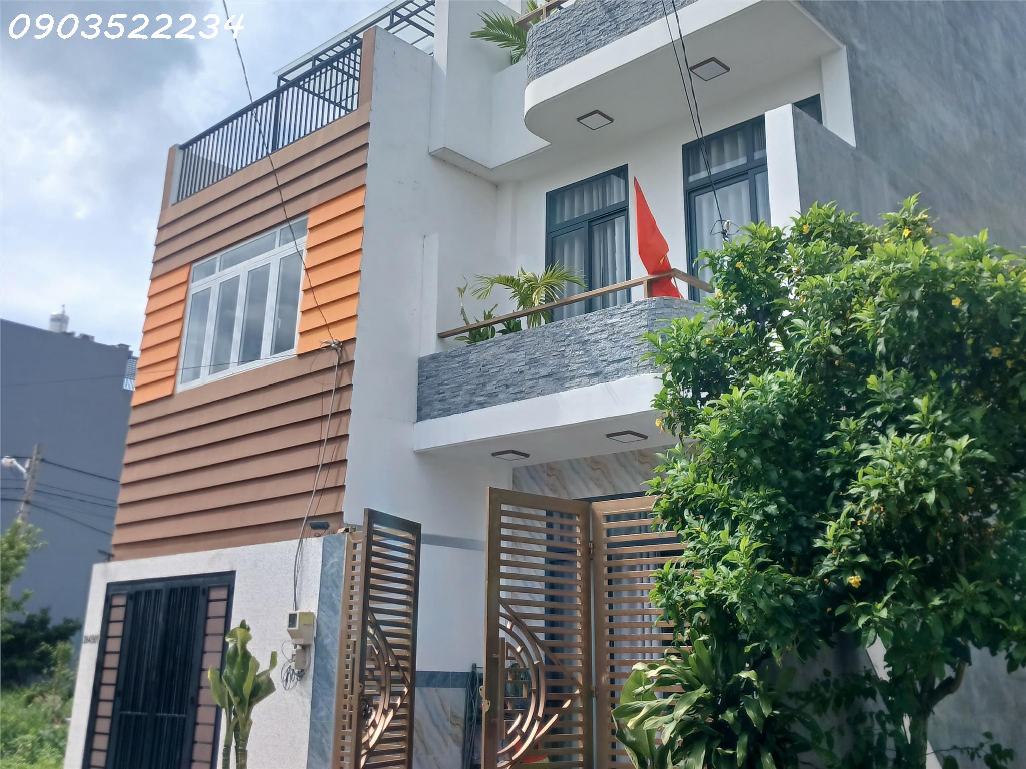  Bán nhà tại Nguyễn Xiển, Q9, HCM giá 4,3 tỷ, 54m2, 3PN, 3WC, siêu hot! 