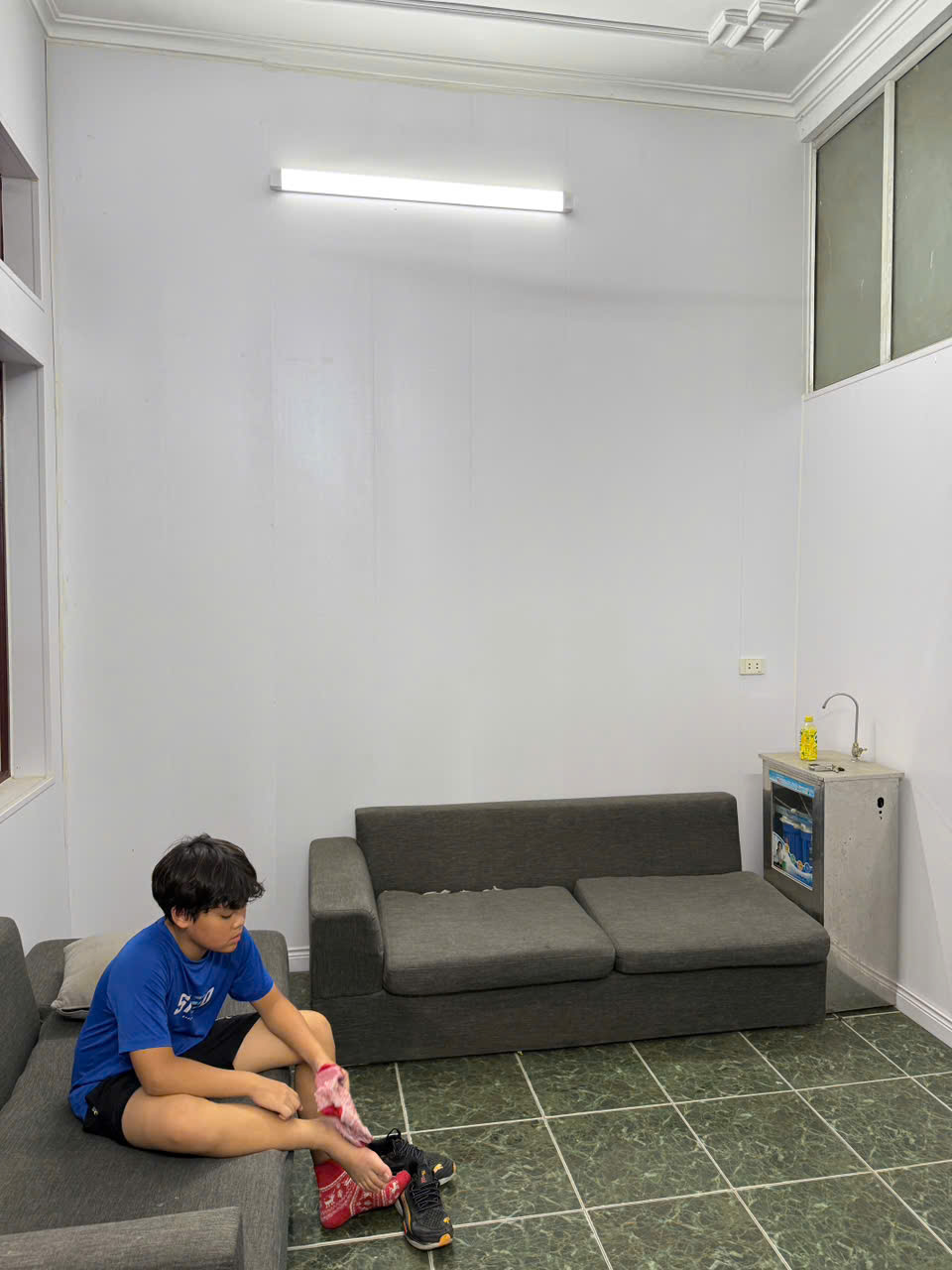  Cho thuê nhà Phố Cực Lộc (ngay Royalcity), 4 tầng x 28m2, 3 ngủ, 3 WC, 12 Triệu 