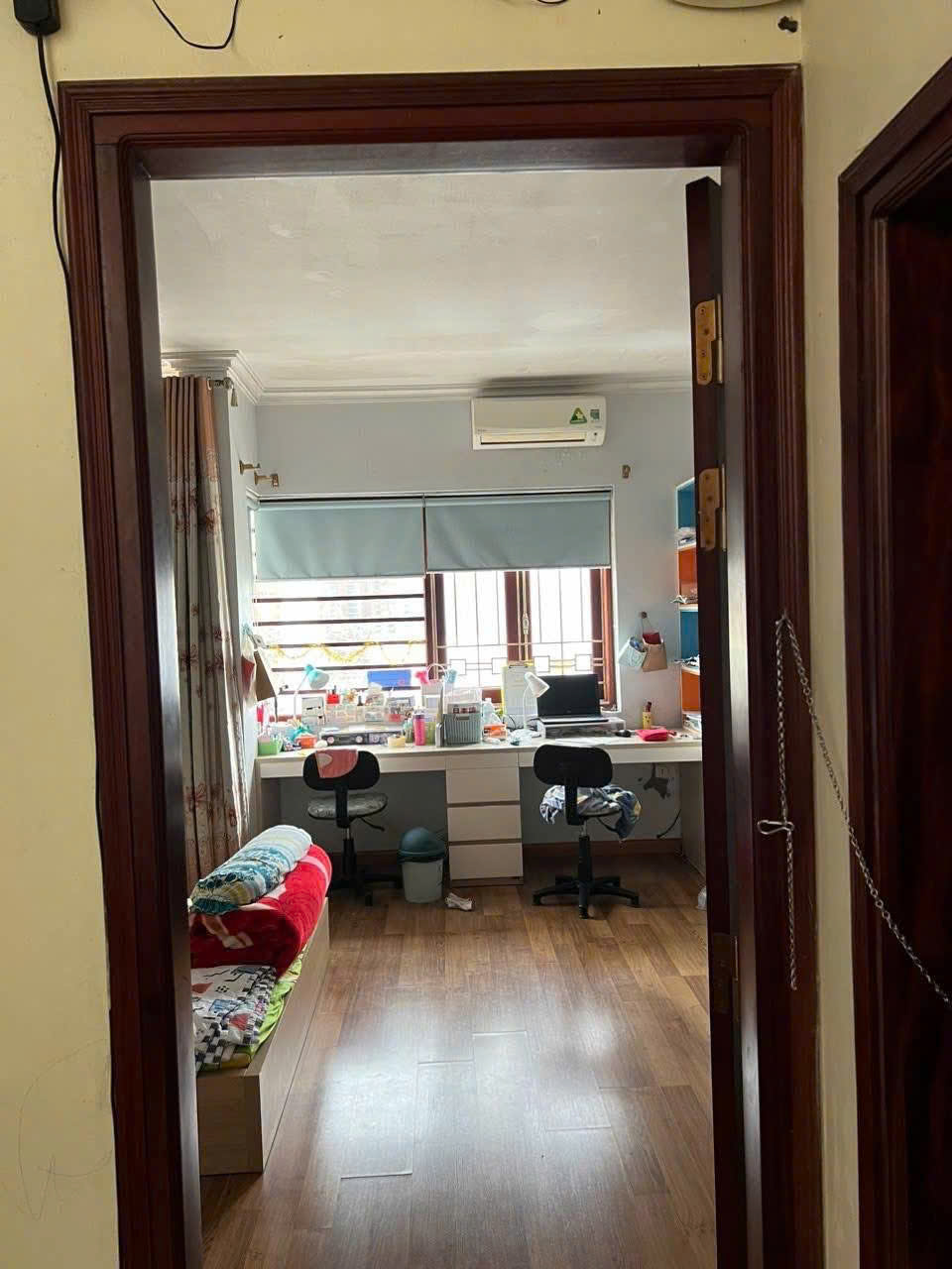  PHÂN LÔ HOÀNG VĂN THÁI - Ô TÔ TRÁNH Diện Tích 75m2 4 tầng mặt tiền 5m Giá 26.5 tỷ 