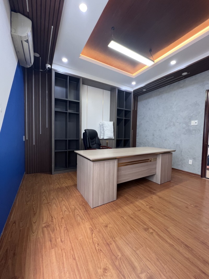  Bán gấp nhà Mặt tiền Đường số Phạm Hữu Lầu, Quận 7, 90m2 (5x18) 3 tầng, giá tốt 