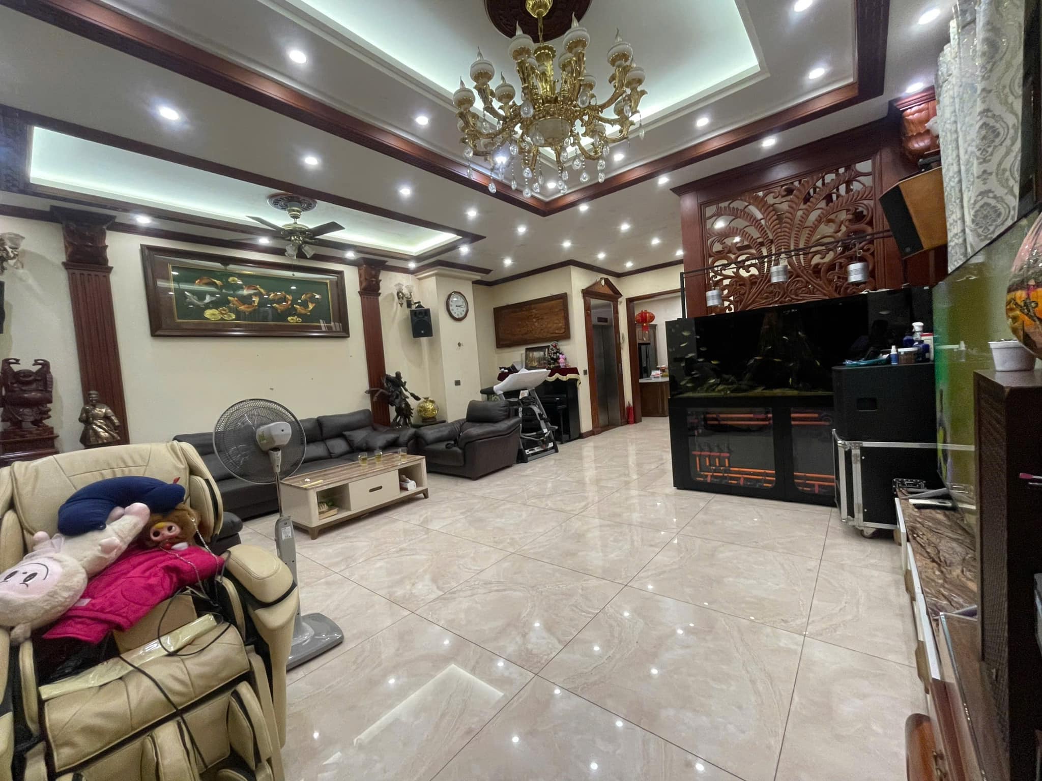  Bán tòa văn phòng mặt phố Bạch Mai, 210m2, 8 tầng 1 hầm thang máy, mặt tiền 8.5m, 155 tỷ 