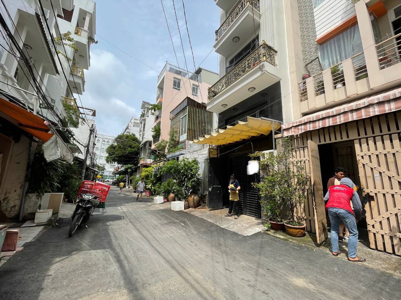  Bán nhà 84m2 - 4 Tầng  - MTKD Đường Chân Lý - Quận Tân Phú 