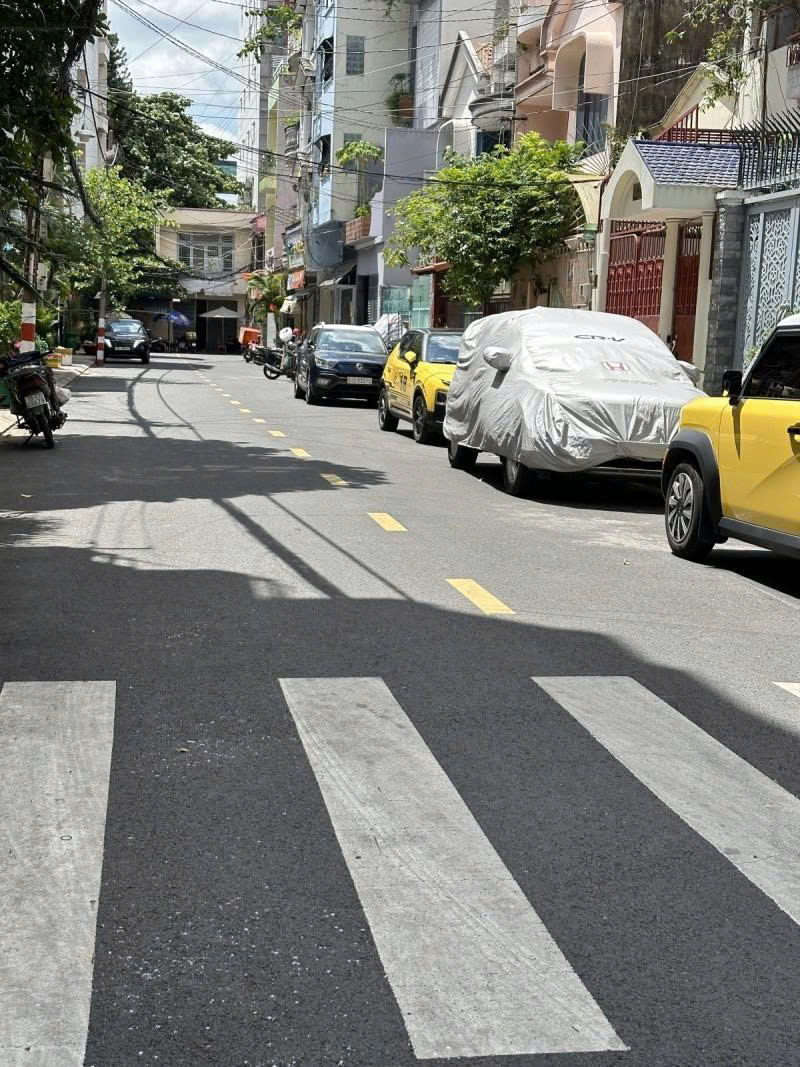  Bán nhà Hẻm 10m Cộng Hòa - ngay Hoàng Hoa Thám, K300, 4x24m, 3 Tầng - 4PN,15 tỷ 
