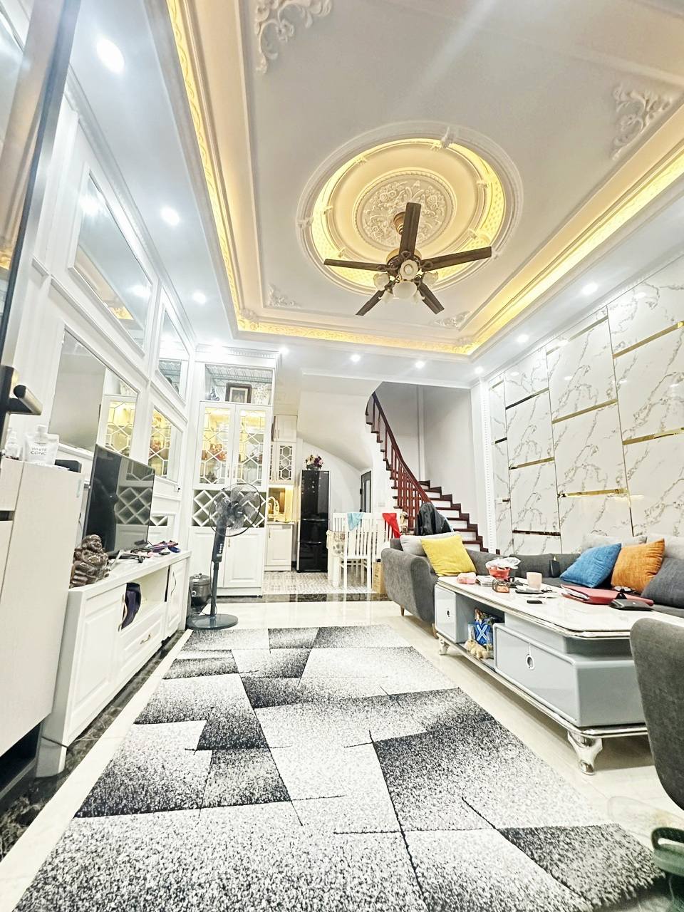  BÁN NHÀ TRUNG TÂM QUẬN ĐỐNG ĐA VỊ TRÍ ĐẸP THIẾT KẾ HIỆN ĐẠI GẦN PHỐ 5 TẦNG 9 TỶ 