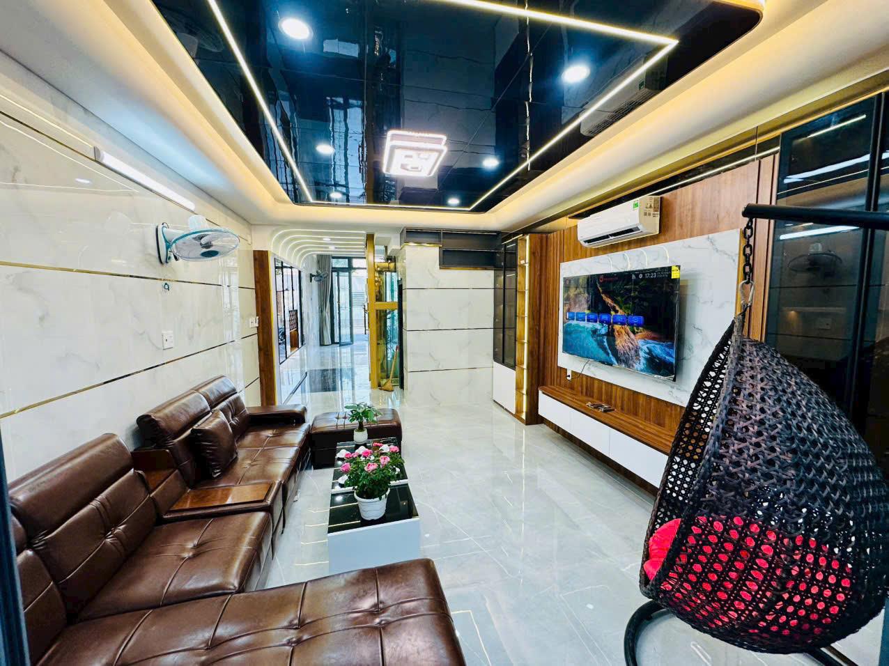  BIỆT THỰ PHỐ CAO CẤP – MẶT TIỀN A0 ĐÔI 20M – THANG MÁY - 9,8 tỷ 