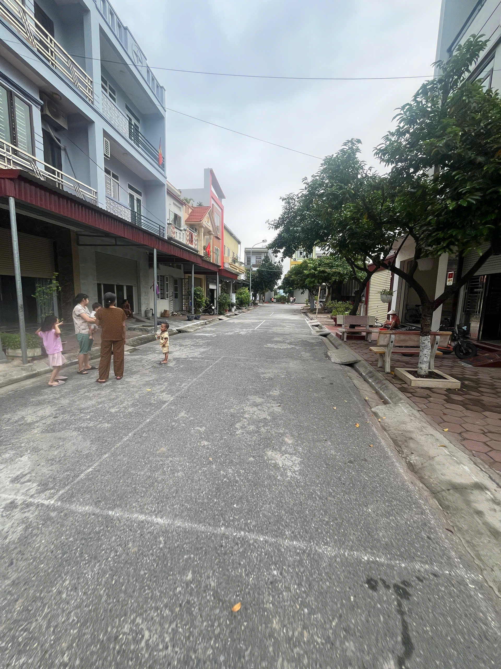  CHÍNH CHỦ GỬI BÁN LÔ ĐẤT TÁI ĐỊNH CƯ – ĐỒNG HÒA 2, PHƯỜNG ĐỒNG HÒA, KIẾN AN, HẢI PHÒNG 