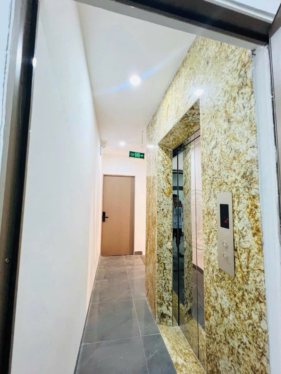  BÁN NHÀ GIẢI PHÓNG- HOÀNG MAI, 47 M2, 6 TẦNG TM, MẶT TIỀN 4 M, GIÁ 12,9 TỶ. 