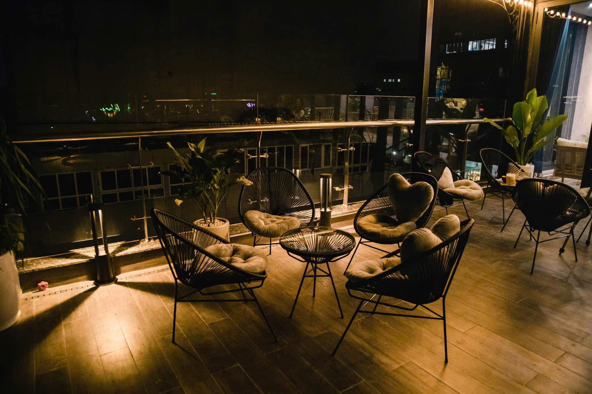  CHÍNH CHỦ CẦN SANG NHƯỢNG MB TẦNG 8-9 MAI ANH TUẤN- P. Ô CHỢ DỪA- ĐỐNG ĐA - HÀ NỘI 