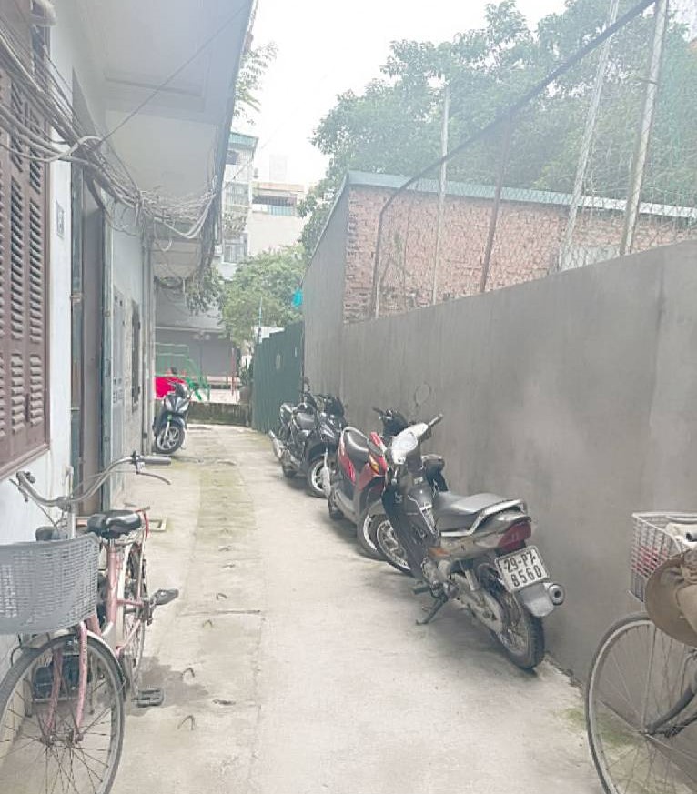  Bán nhà Quan Nhân, Thanh Xuân, Ngõ ba gác, sổ đỏ riêng, 30m2, 4.85 tỷ 