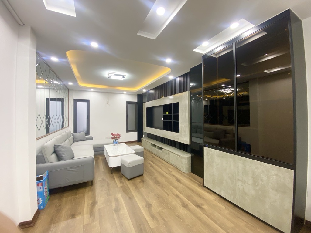  Bán nhà Đại Từ, Hoàng Mai, Lô góc gần ô tô, hồ Linh Đàm kề bên, 42m2, 7.6 tỷ 