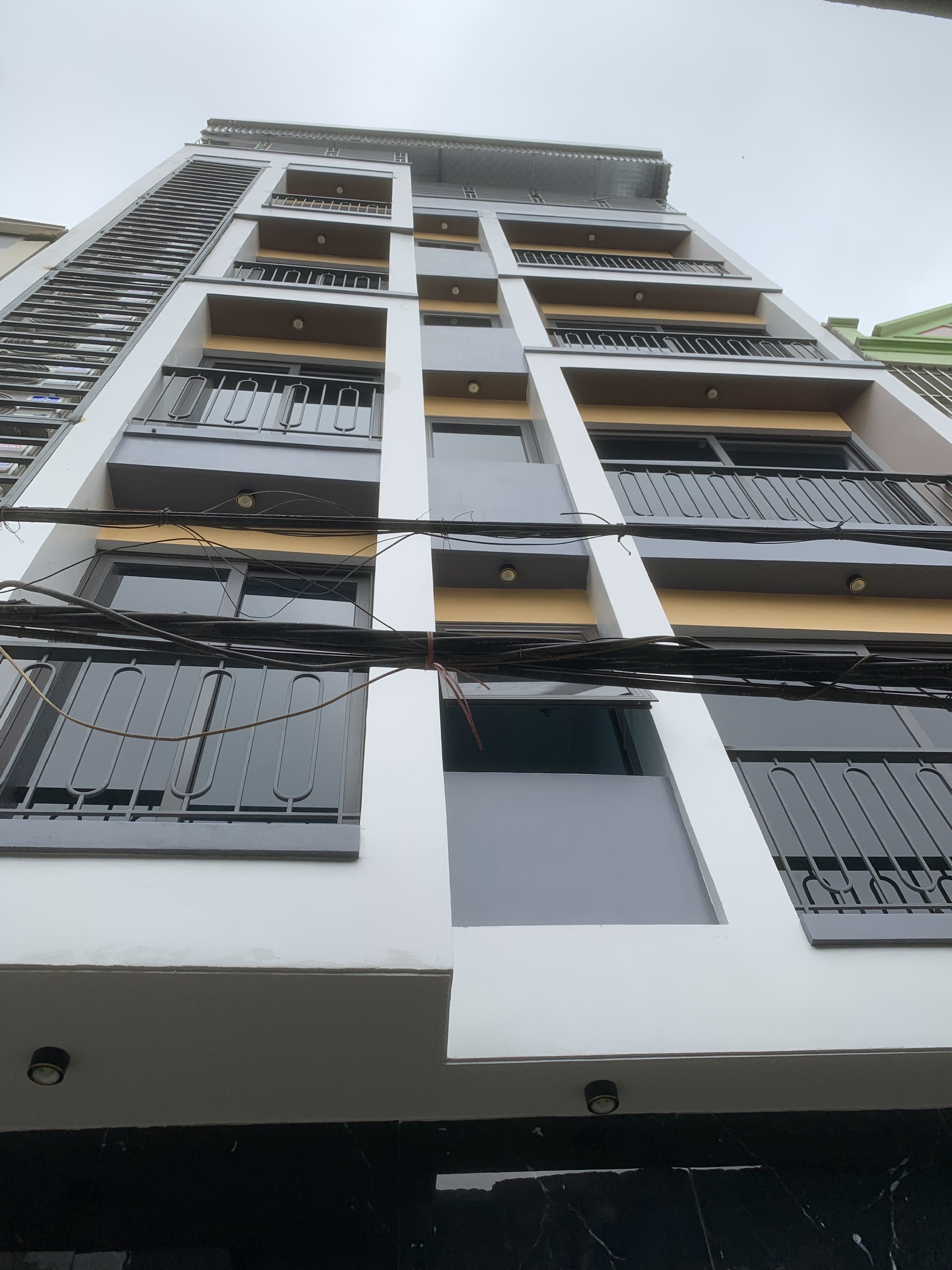  Bán CCMN tại Lai Xá, Kim Chung, Hoài Đức 6 tầng thang máy, ô tô đỗ gần, dòng tiền 360tr/tháng 