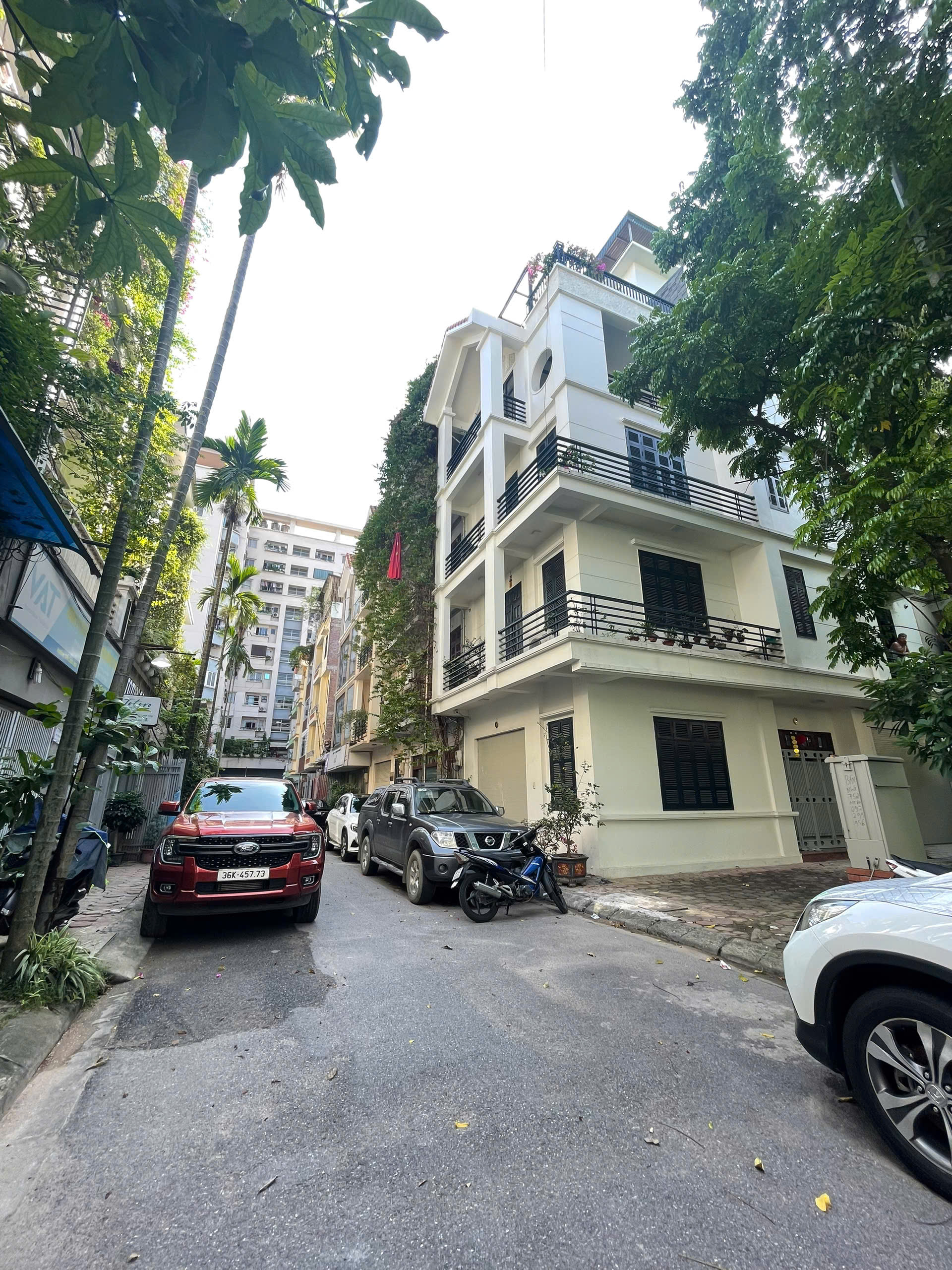  Bán nhà Ôtô tránh Phố Trung Kính 75m/5Tầng/MT 6m 36.5 Tỷ, Kinh doanh, dân trí cao 