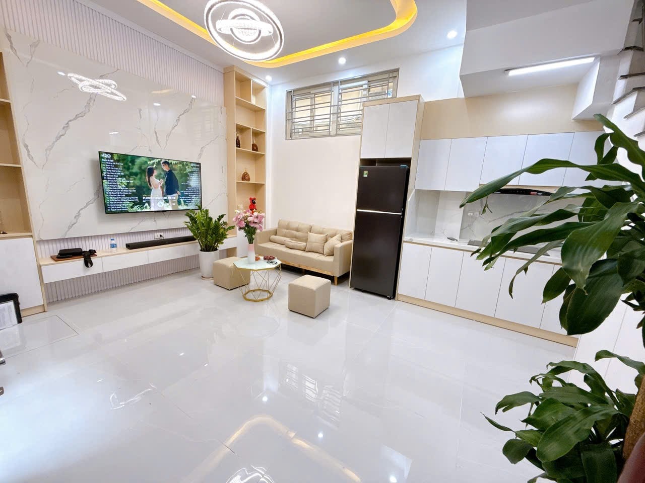  HIẾM ĐẸP-Ở NGAY- Ngõ Thịnh Quang, Thái Thịnh 31m/ 5Tầng 7.9 Tỷ, sổ vuông đẹp 