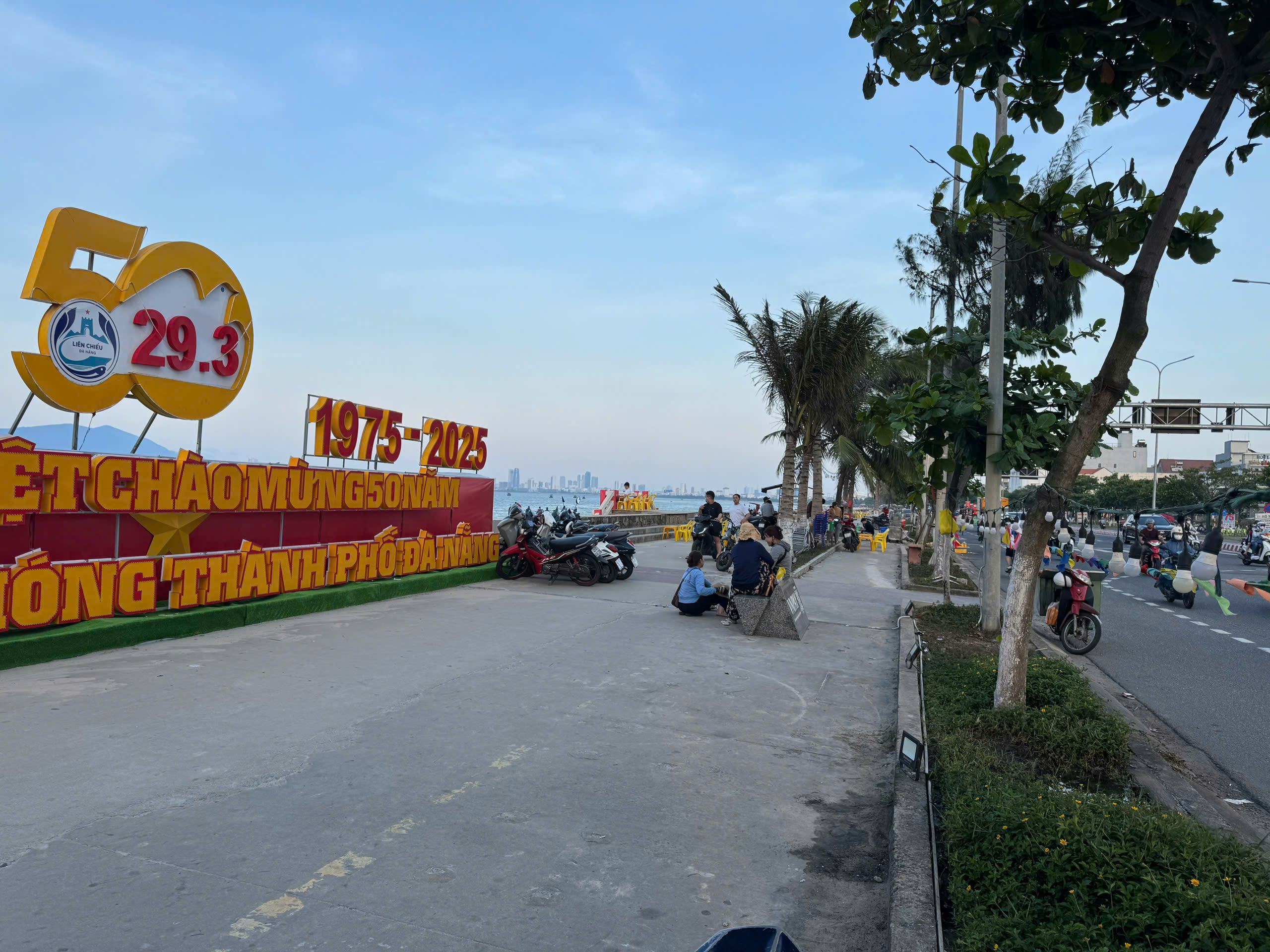  - Đất diện tích rộng, giá đầu tư, Biển Nguyễn Tất Thành, đối diện bãi tắm thanh khê. 