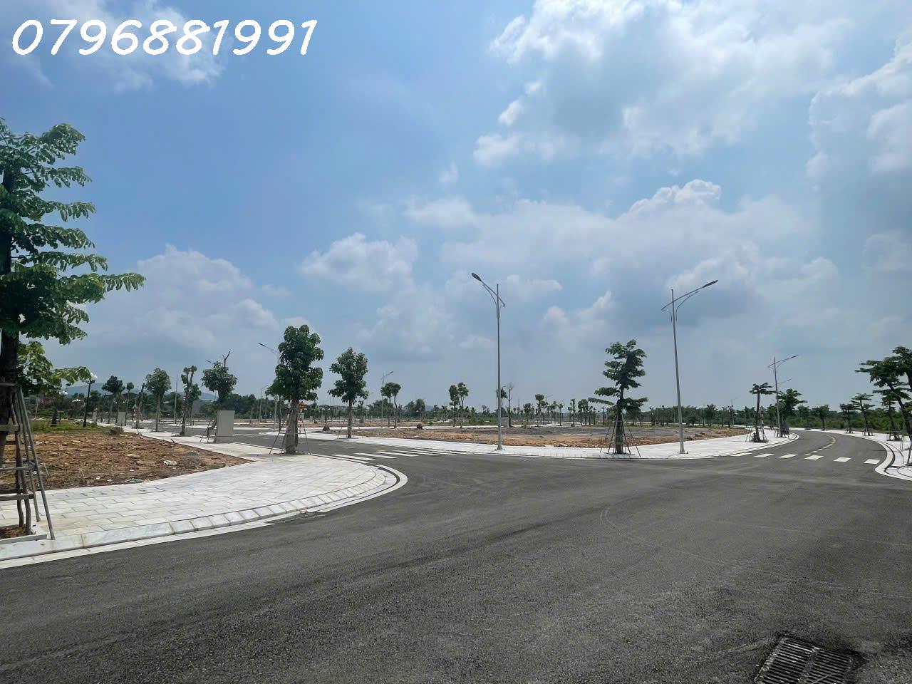  Chính chủ bán lô đất LK1-21 dự án HUD Lương Sơn giá 2,83 tỷ view Sông Bùi, sẵn sổ. 
