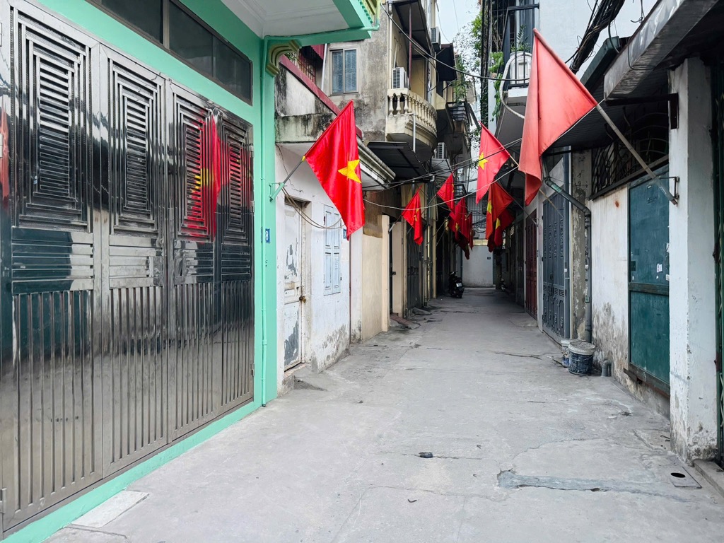 Bán nhà Vũ Tông Phan - Ngõ nông rộng- Cách ô tô vài bước chân- 50m2 