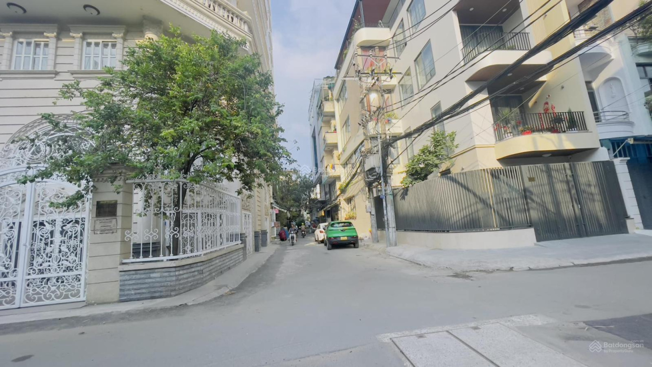  Đường Lê Văn Sỹ, Phường 1, Quận Tân Bình, TP.HCM (300m² (12 x 25m – vuông vức) 39 tỷ (~130 triệu/m²) 